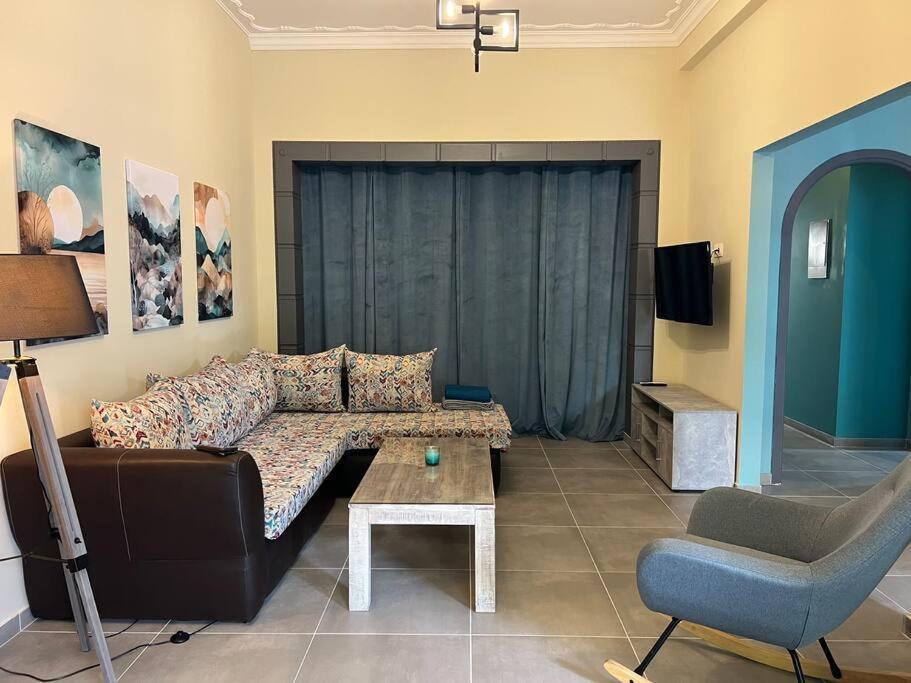 Spacious And Beautiful House Πειραιάς Εξωτερικό φωτογραφία