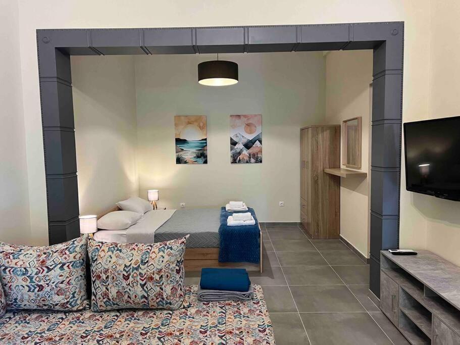 Spacious And Beautiful House Πειραιάς Εξωτερικό φωτογραφία