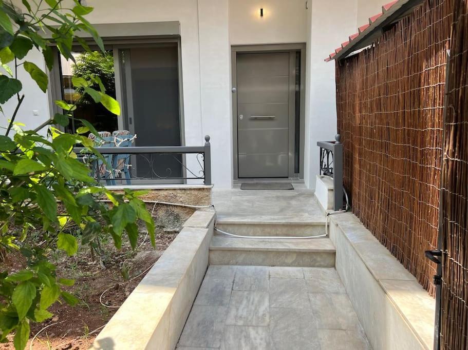 Spacious And Beautiful House Πειραιάς Εξωτερικό φωτογραφία