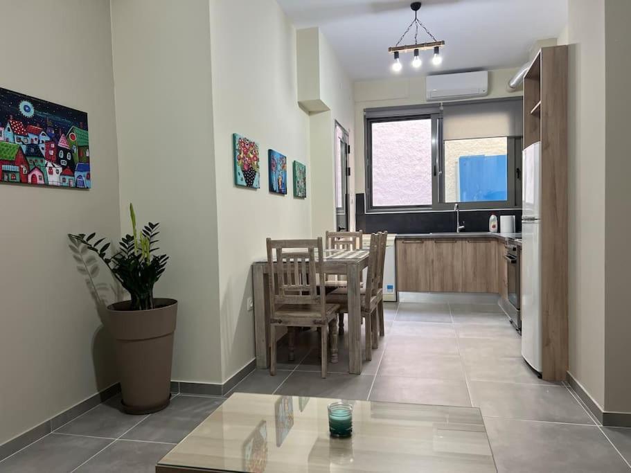 Spacious And Beautiful House Πειραιάς Εξωτερικό φωτογραφία